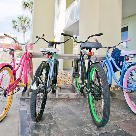 Surf & Sand Hotel - Free Hot Breakfast & Rentals-2